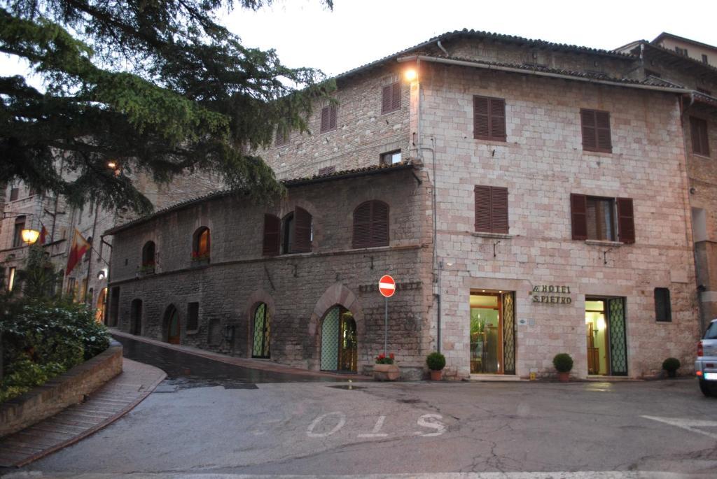 Hotel San Pietro Ασίζη Εξωτερικό φωτογραφία